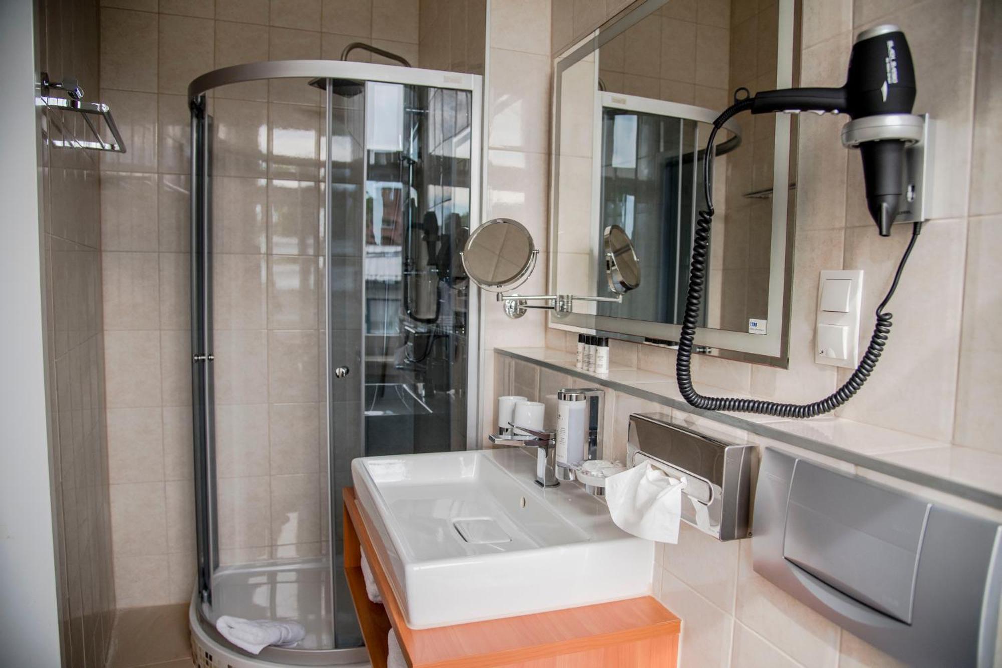 Elsa Hotel 4*